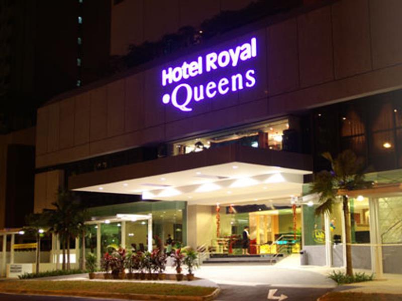 Royal At Queens