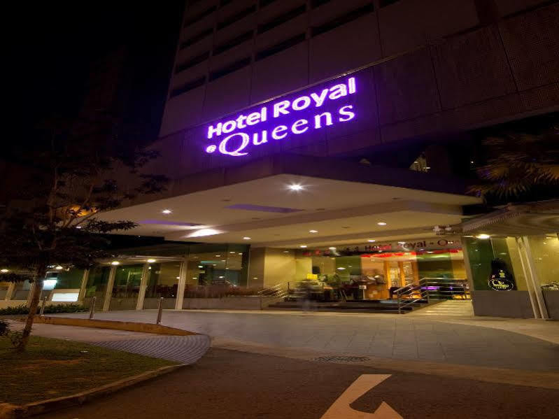 Royal At Queens Hotel 4*